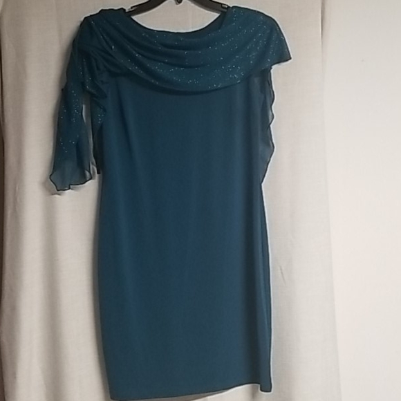 Event Dress - Picture 2 of 5